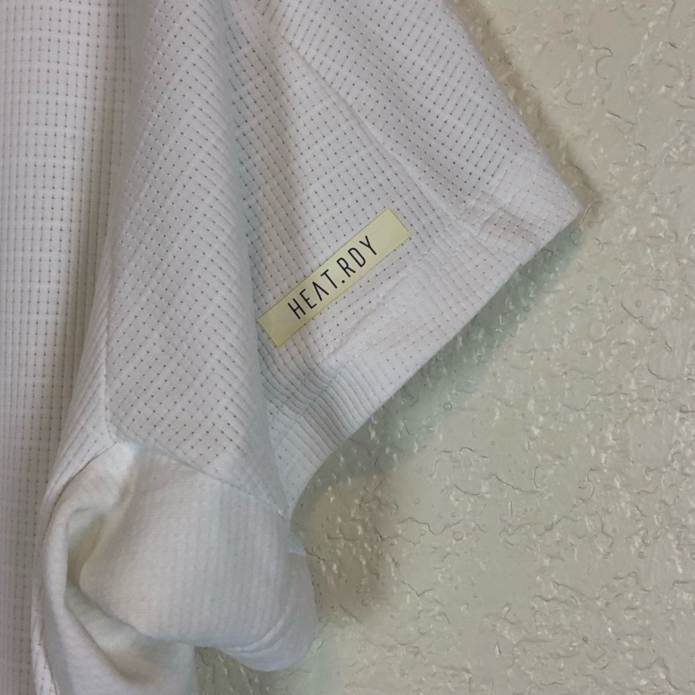 Adidas XL Women’s White Athletic Short Sleeve Tee - Picture 5 of 7